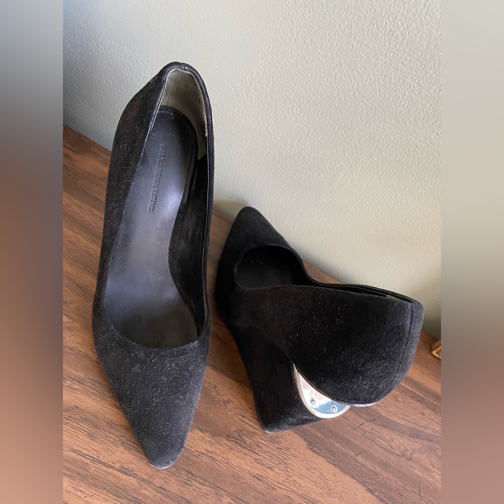 Alexander Wang Steel Cutout Wedge Pointed Toe Black Suede Size 6.5